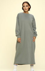 Load image into Gallery viewer, &quot;REFLECT AND CHILL&quot; MAXI SWEATER DRESS
